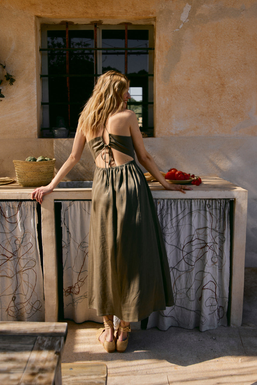 Linen dress with ties