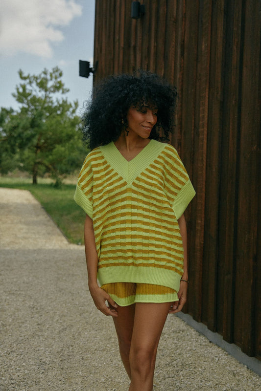 Жилетка та шорти