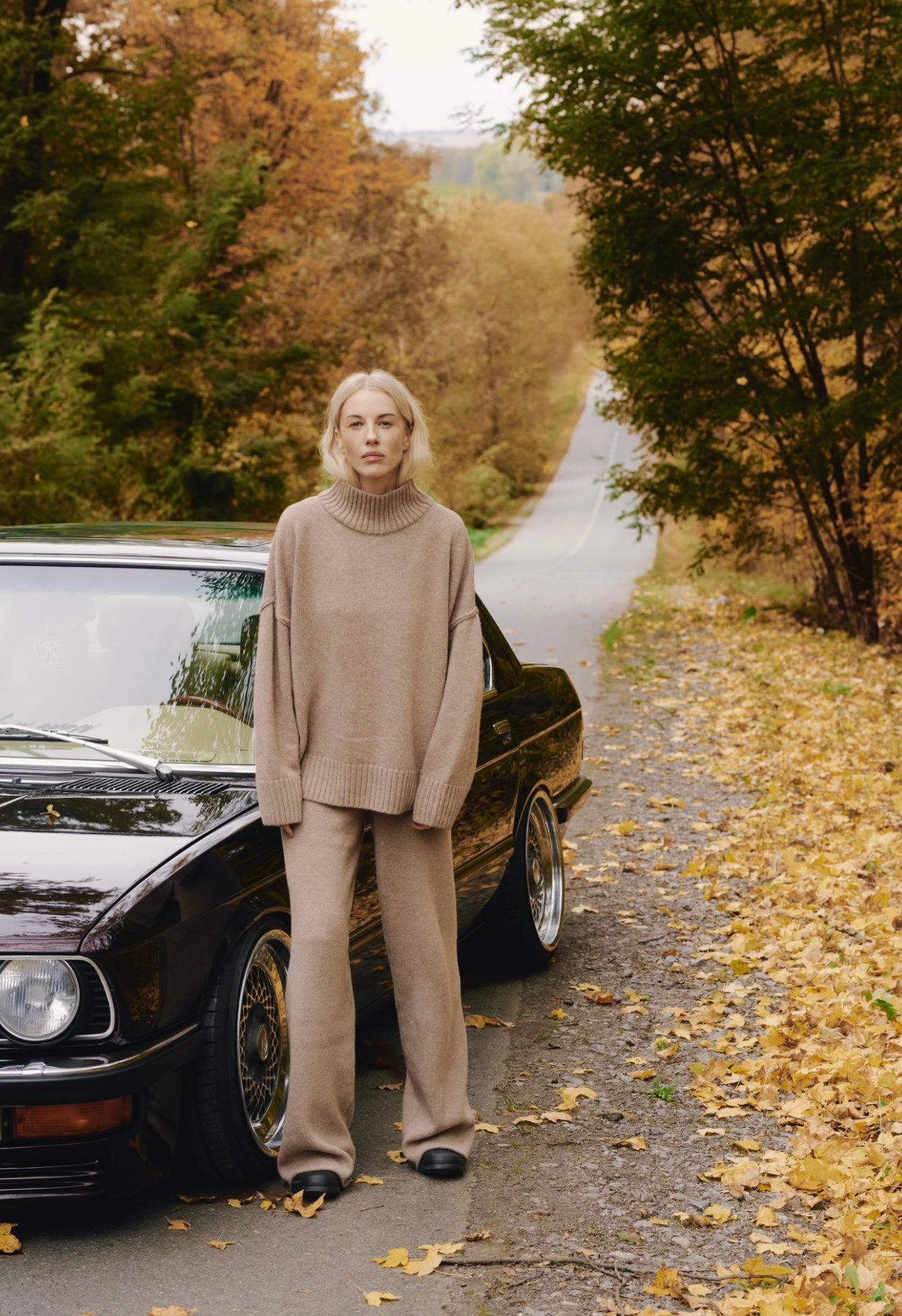 Светр оверсайз з вовни ягня