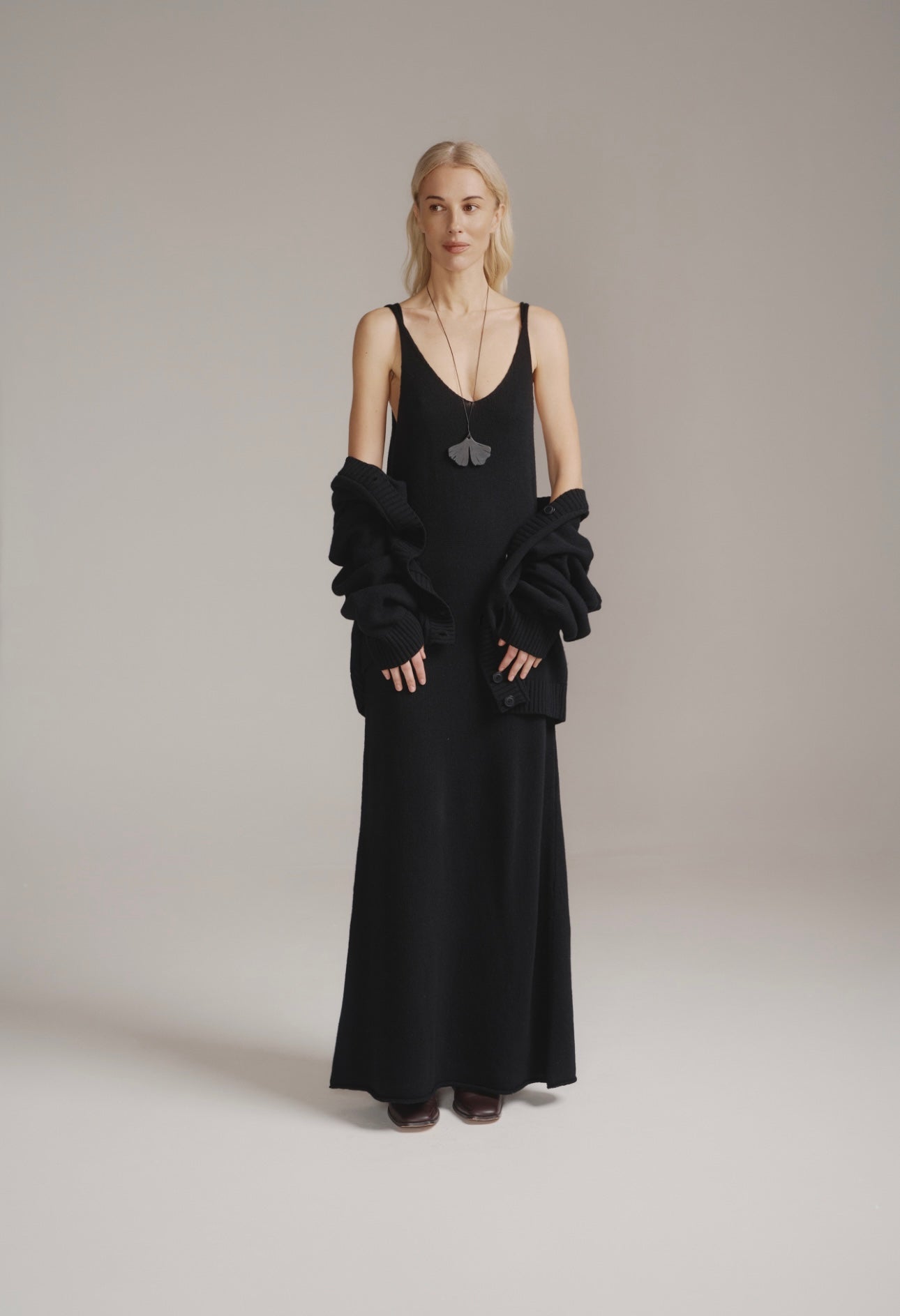 Сукня максі без рукавів з вовни ягня