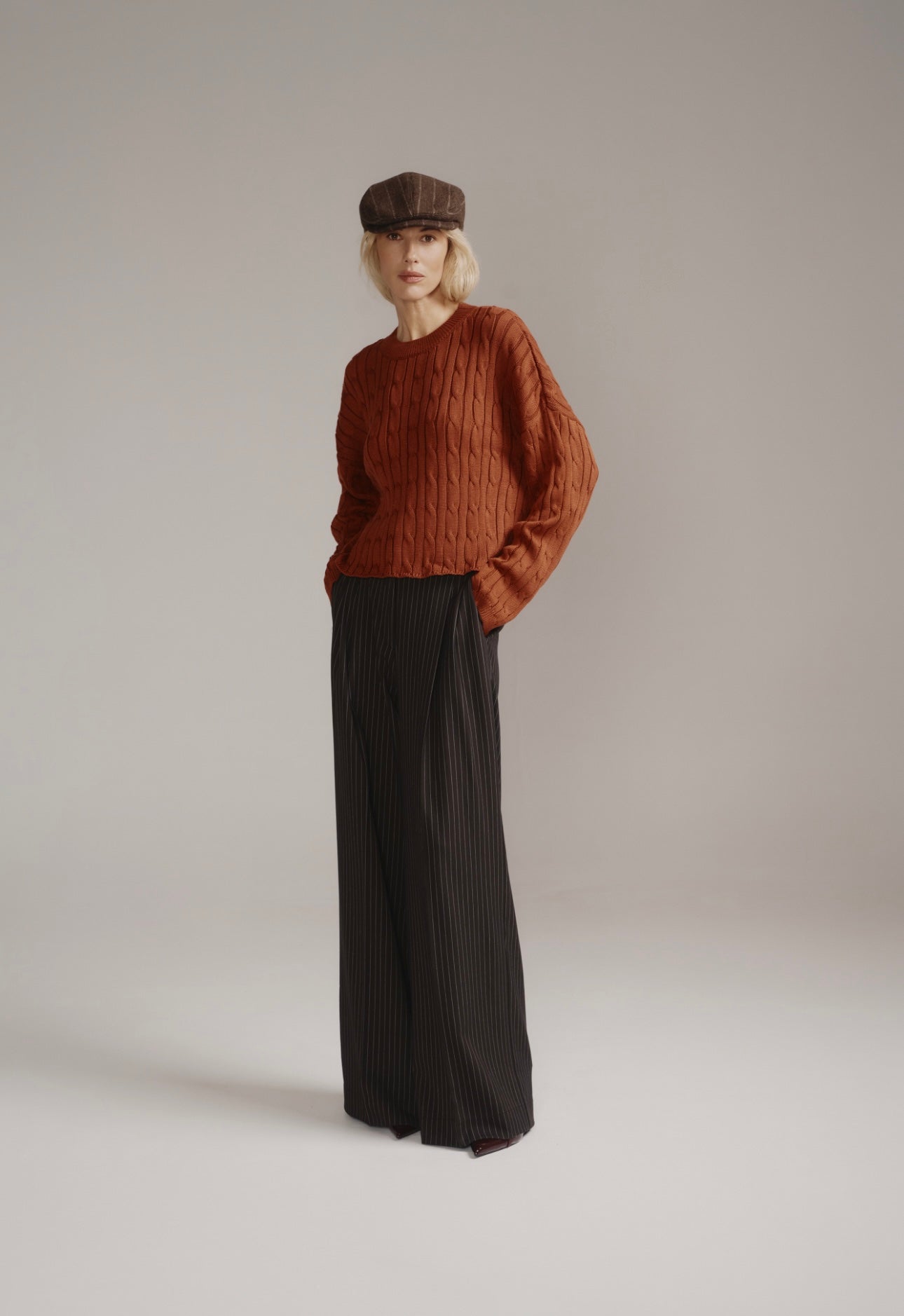 Брюки в смужку