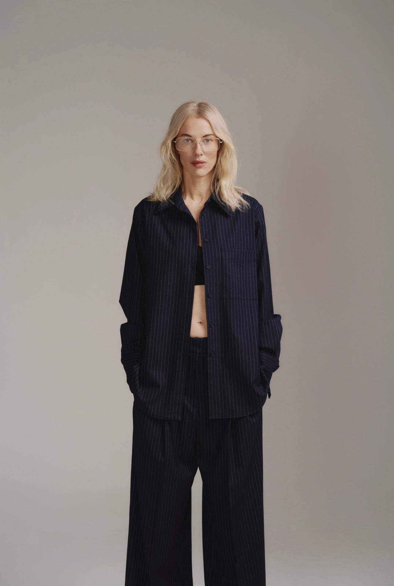 Брюки в смужку