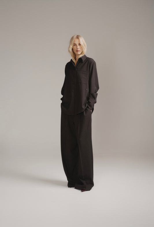 Брюки в смужку