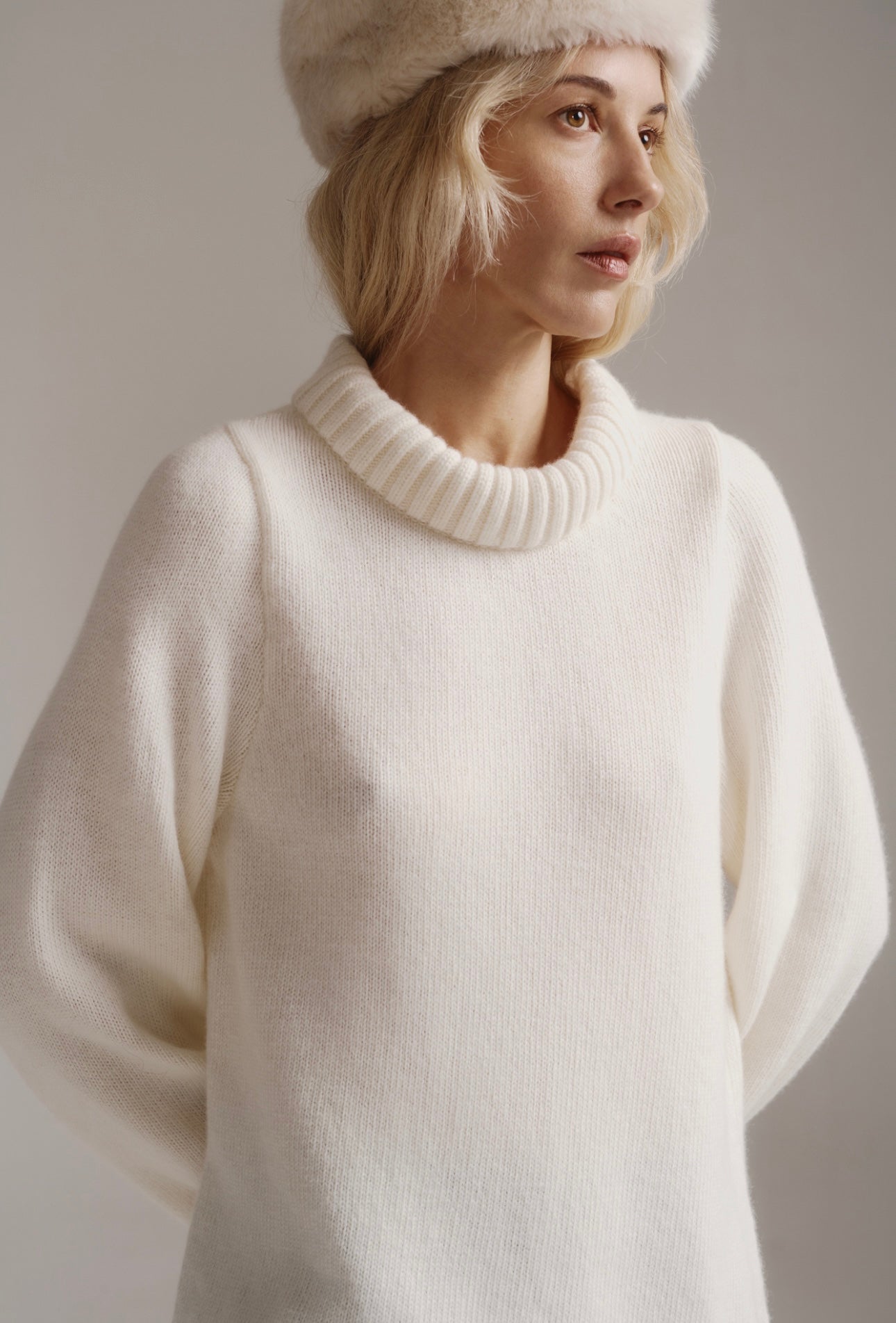 Cветр з вовни ягня “Swan”