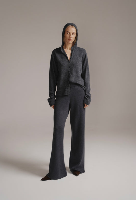 Кофта з капішоном на гудзиках