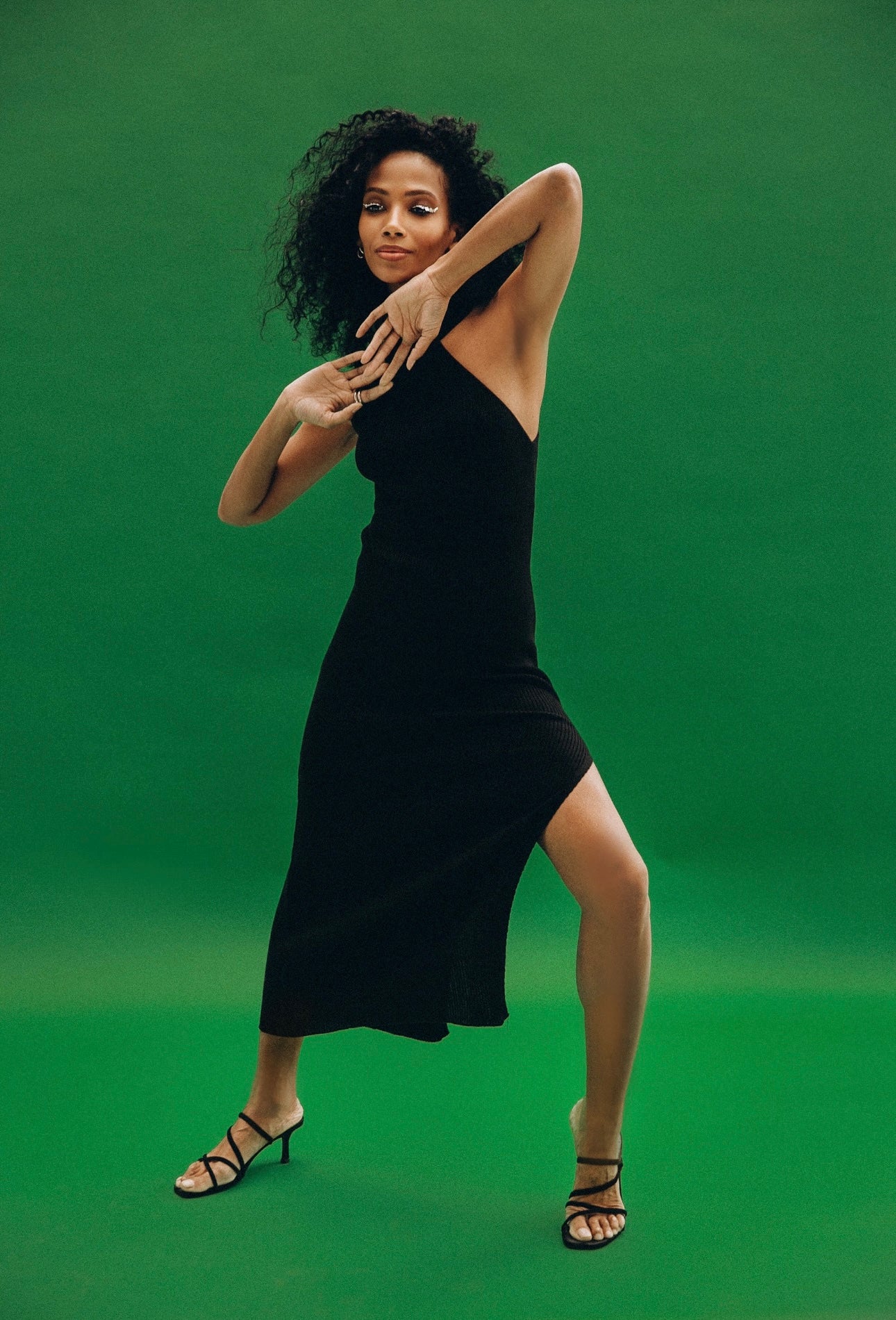 Сукня на одне плече